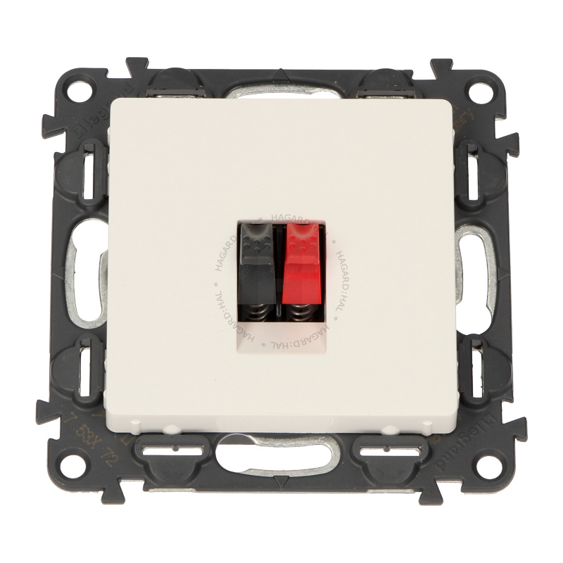 Zásuvka audio Valena Life 753172 biela