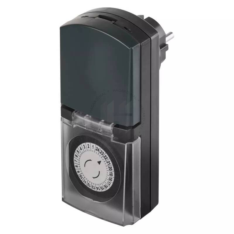 Hodiny spínacie so zásuvkou P5508N 16A/230VAC IP44 mechanické čierna